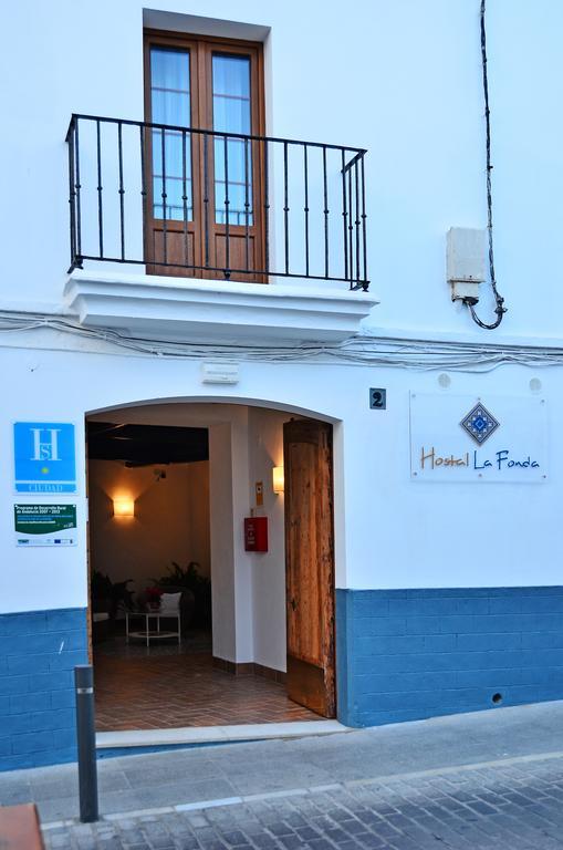 Hotel Hostal La Fonda Conil De La Frontera Esterno foto